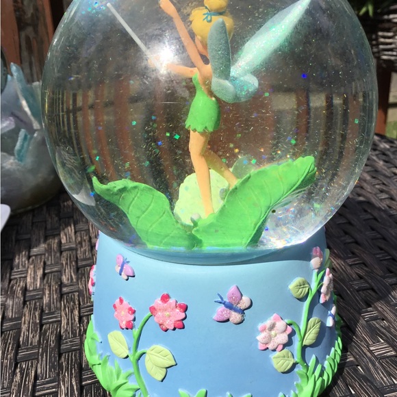 Disney Tinkerbell Snowglobe 5.5" Beethoven Fur Elise Musical Water Globe - Picture 4 of 5